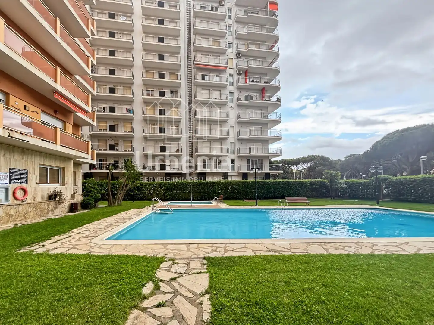 Schwimmbecken von Wohnung zum Verkauf in Blanes mit Terrasse, Schwimmbad und Möbliert