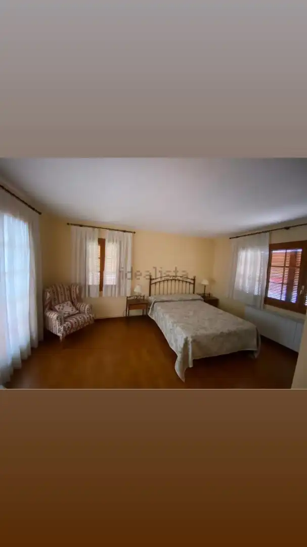 Dormitori de Casa o xalet en venda en Becerril de la Sierra amb Aire condicionat, Calefacció i Jardí privat