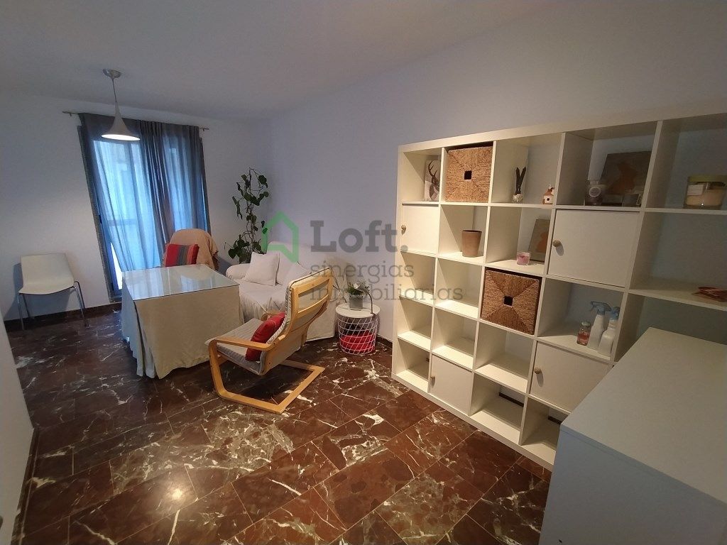Living room of Apartment for sale in Badajoz Capital  with Air Conditioner, Terrace and Furnished