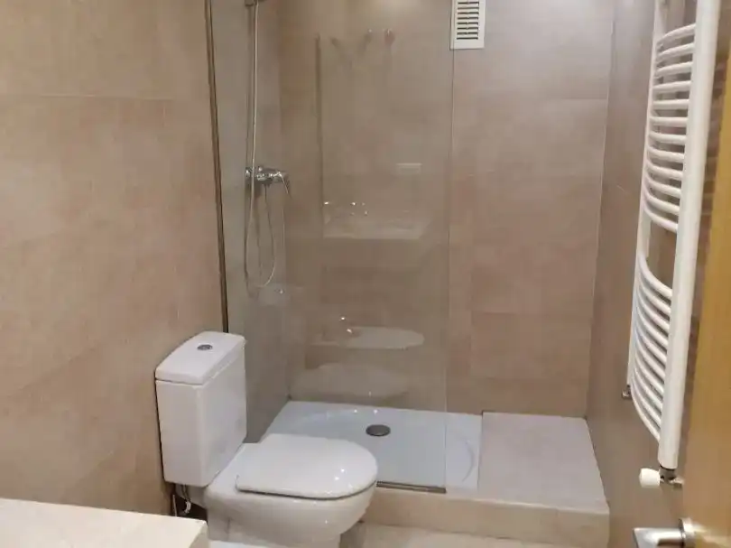 Bany de Pis en venda en Picanya amb Aire condicionat