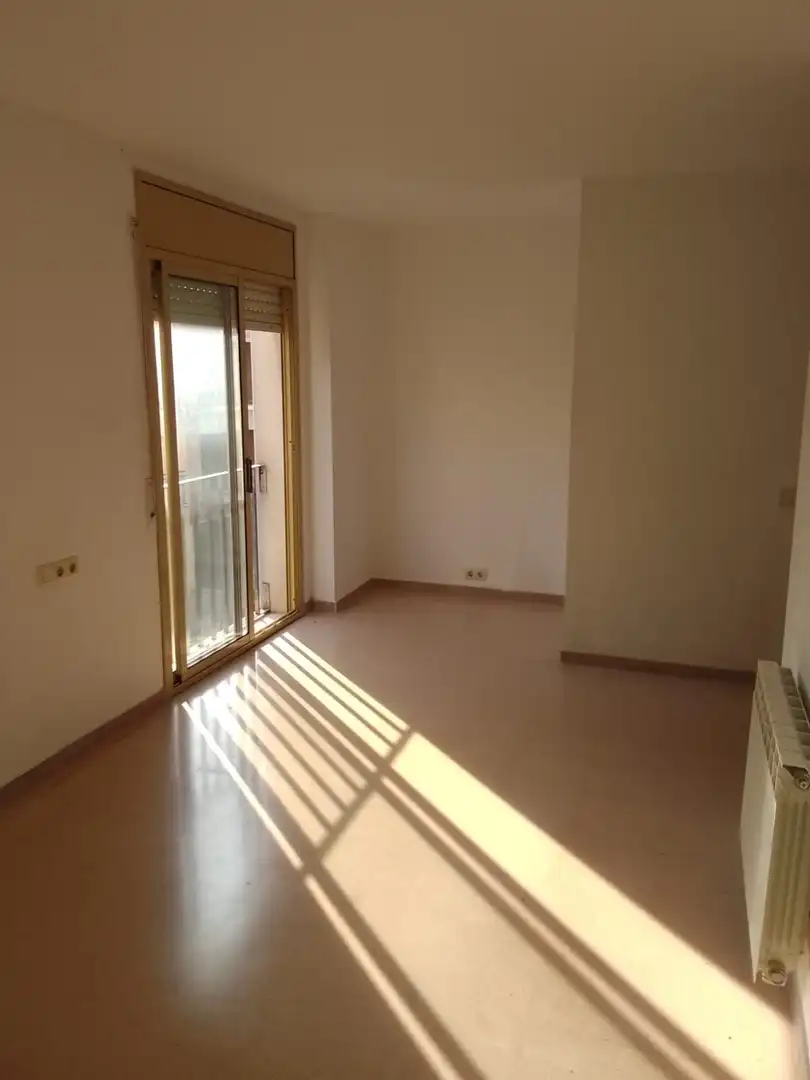 Flat with lift for sale in Centre, imagen 4