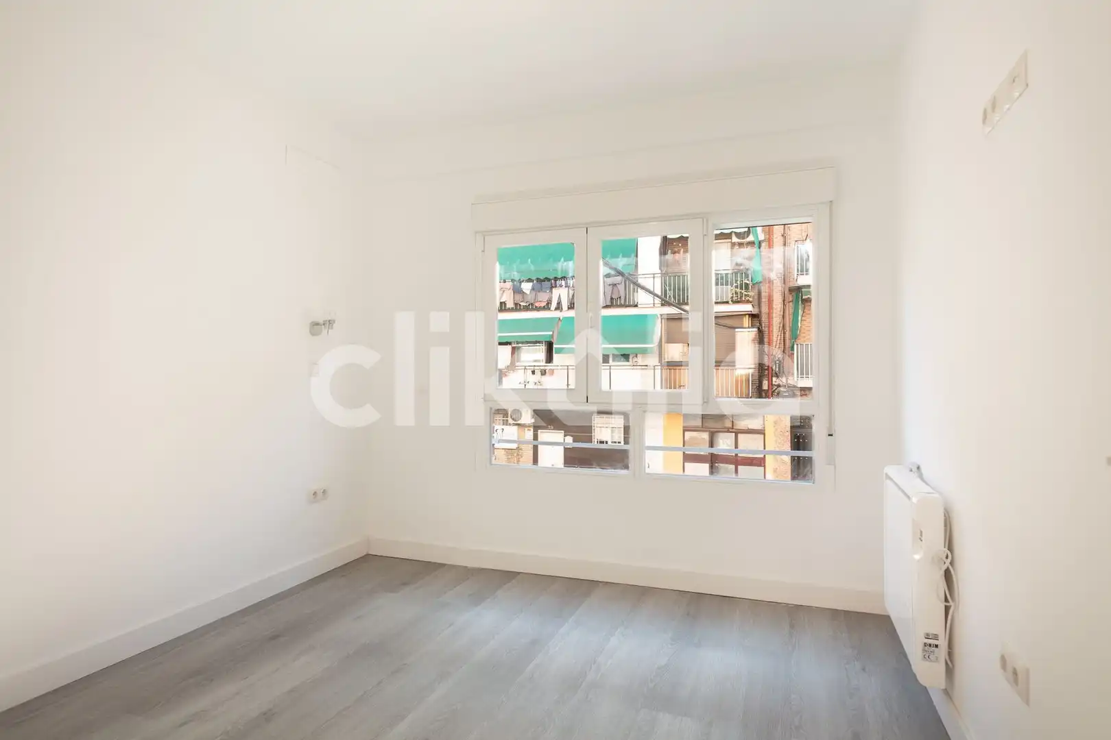 Bedroom of Flat for rent in Puente de Vallecas