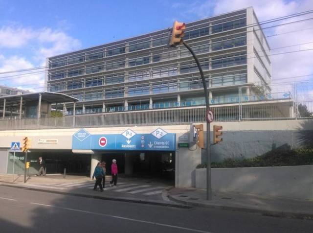 Garaje en Venta en c/ joan borras en Turó de Can Mates