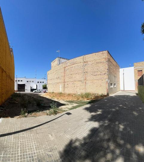 Foto 2 de Residencial en venta en Arahal, Sevilla
