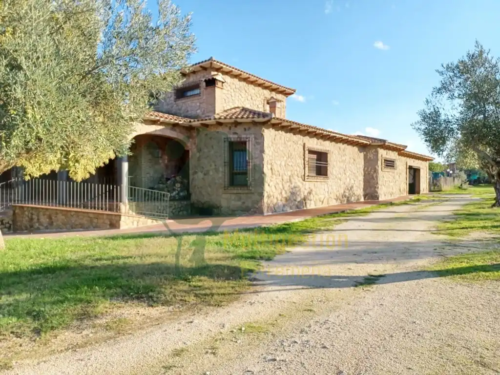 Chalet con piscina en venta en Sierra de Fuentes, imagen 6