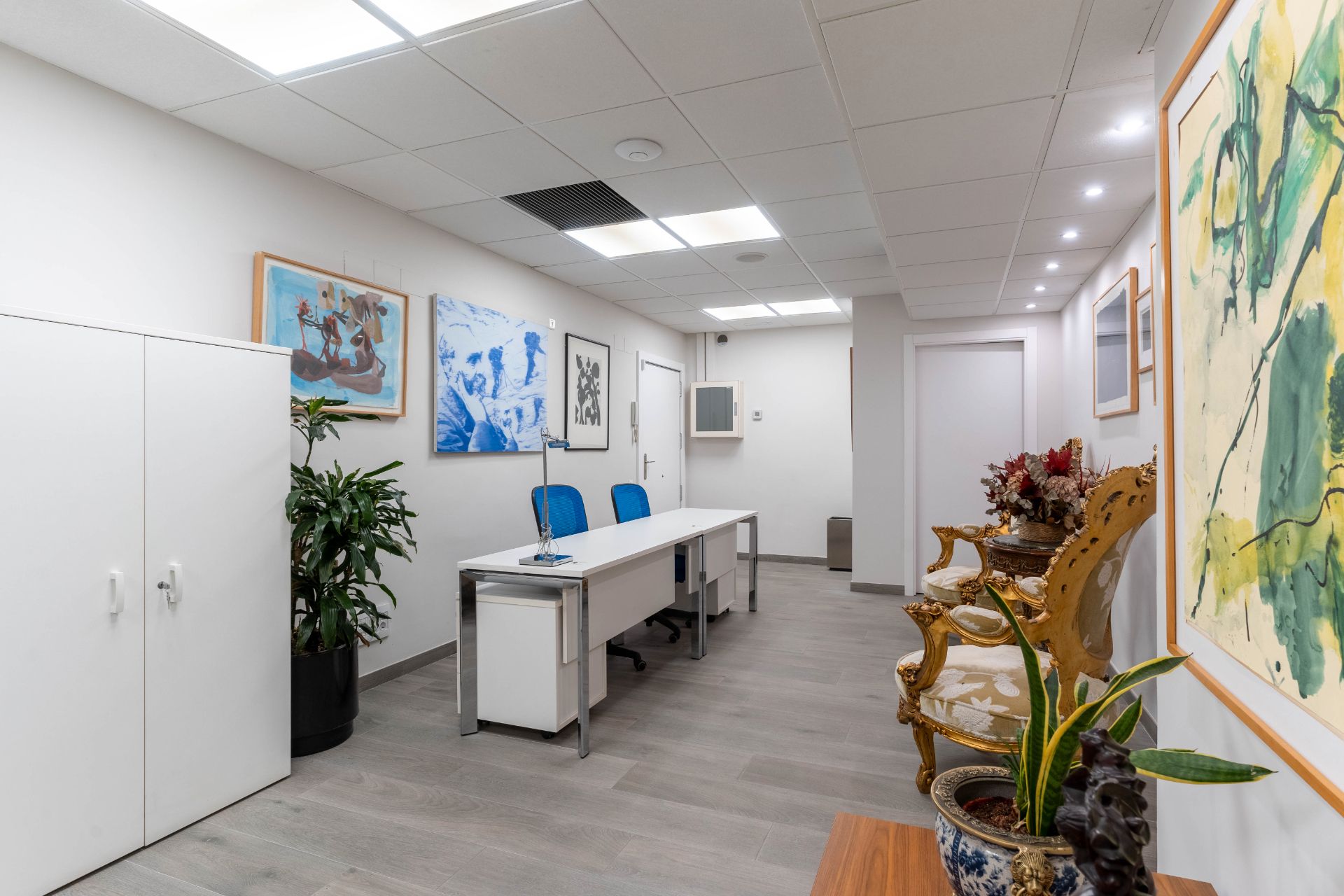 Office to rent in  Barcelona Capital  with Air Conditioner, Heating and Furnished