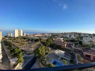 Vista exterior de Dúplex de alquiler en Alicante / Alacant con Aire acondicionado, Calefacción y Terraza