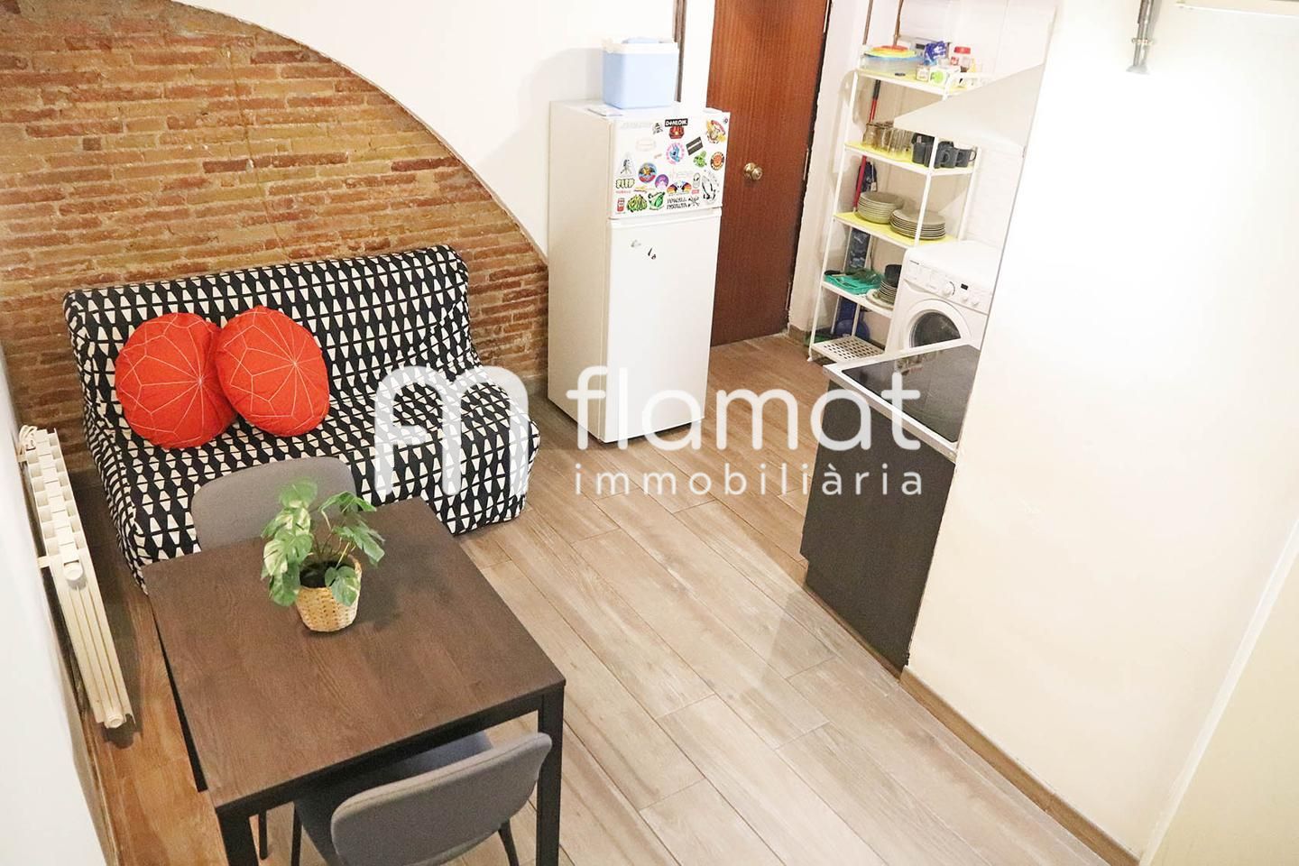 Piso en venta en Carrer de Picalquers, El Raval, Ciutat Vella