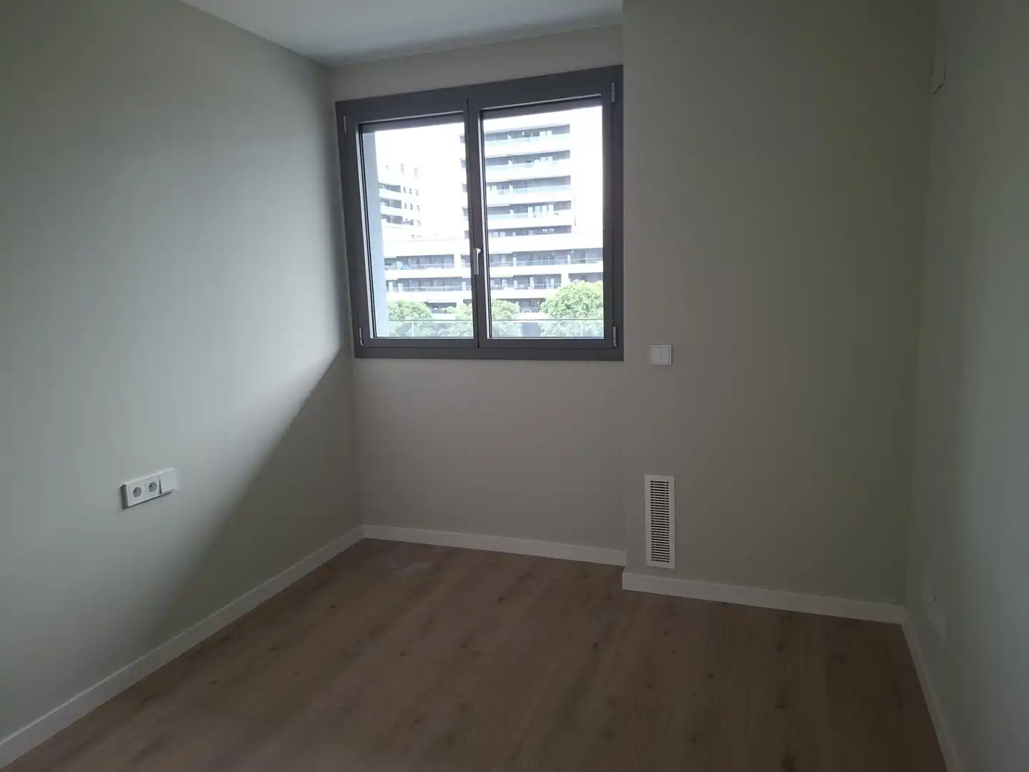 Flat for rent in Port
