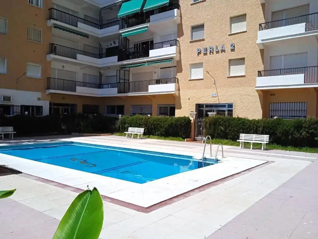 Swimming pool of Flat for sale in Fuengirola  with Community pool