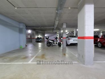 Individuel avec ascenseur à vendre à Carrer de Consol Nogueras 4