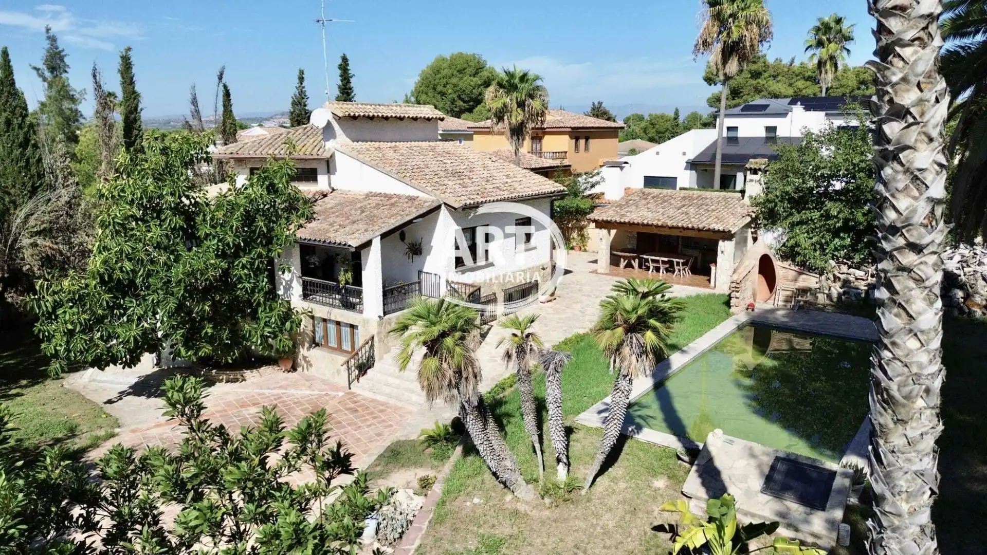 Vista exterior de Casa o chalet en venta en L'Eliana con Aire acondicionado, Calefacción y Jardín privado