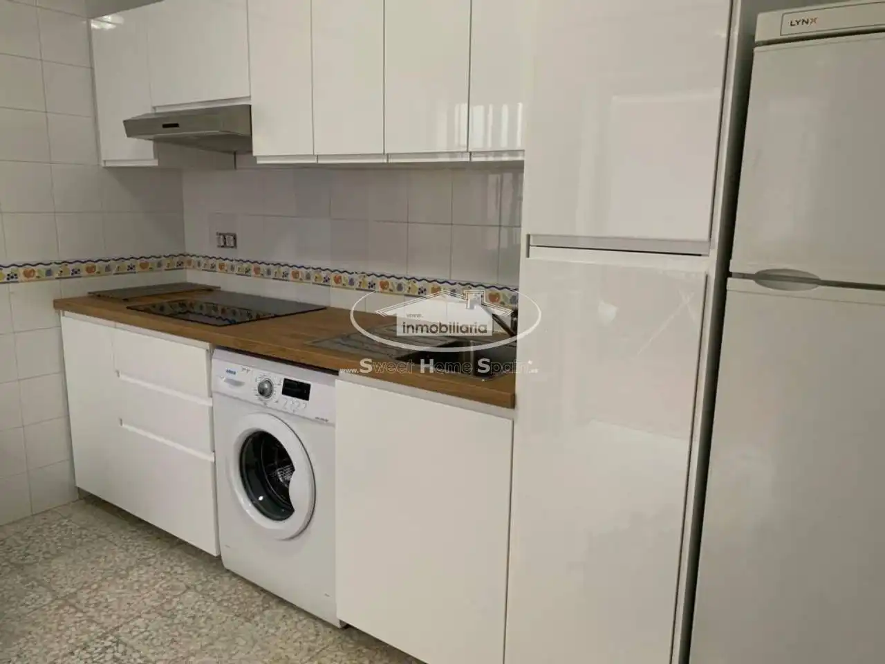 Cuina de Casa adosada en venda en Sanlúcar de Barrameda amb Aire condicionat, Terrassa i Moblat