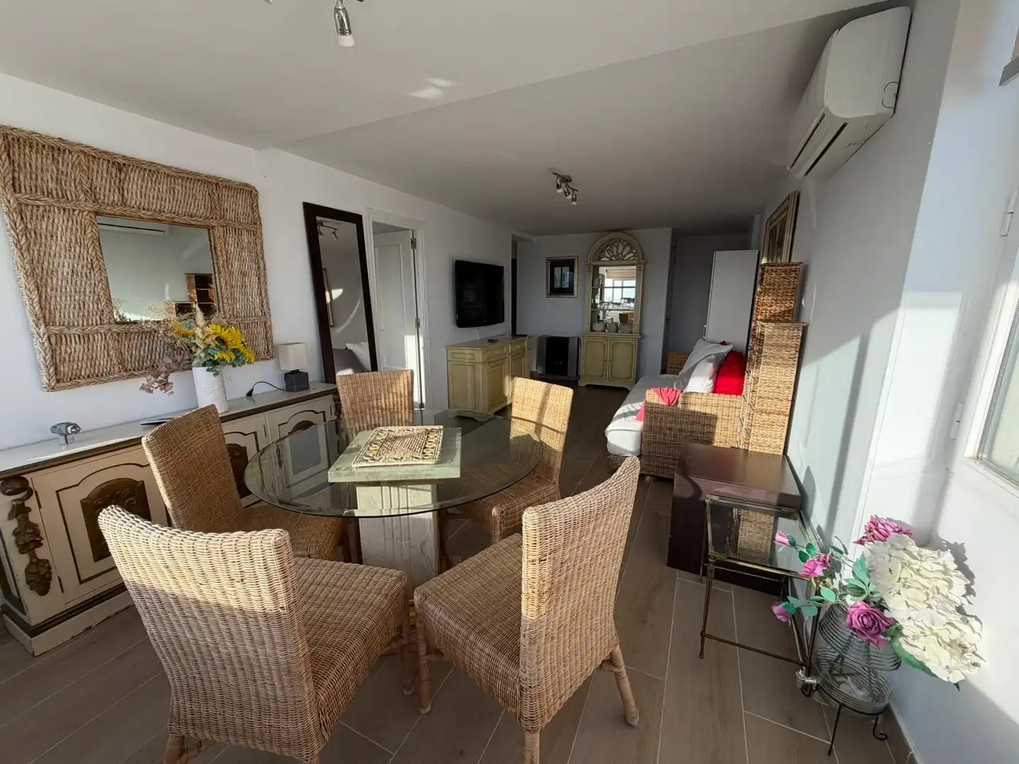 Comedor de Apartamento en venta en Estepona con Aire acondicionado, Amueblado y Horno