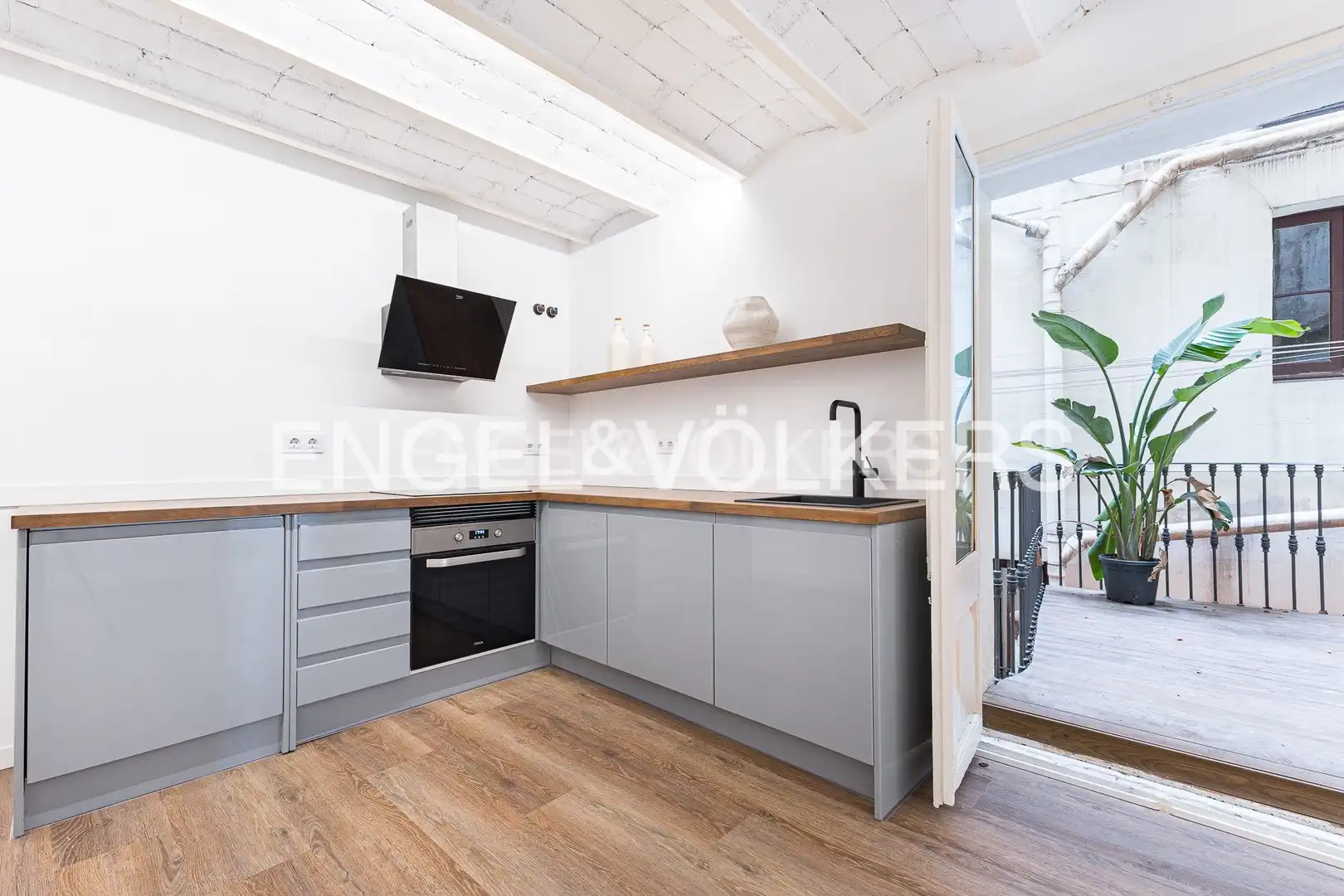 Appartamento con terrazza in vendita a Ciutat Vella, imagen 14