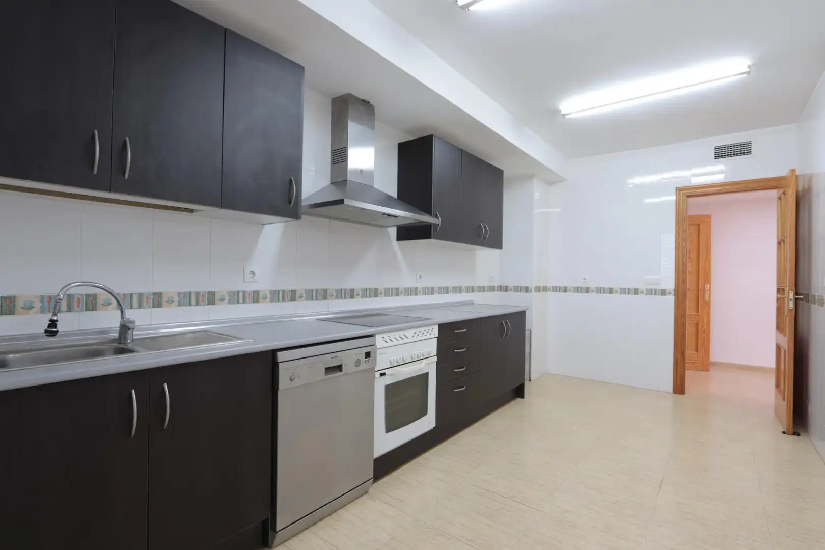 Kitchen of Flat for sale in Fuente Álamo de Murcia  with Air Conditioner, Heating and Terrace