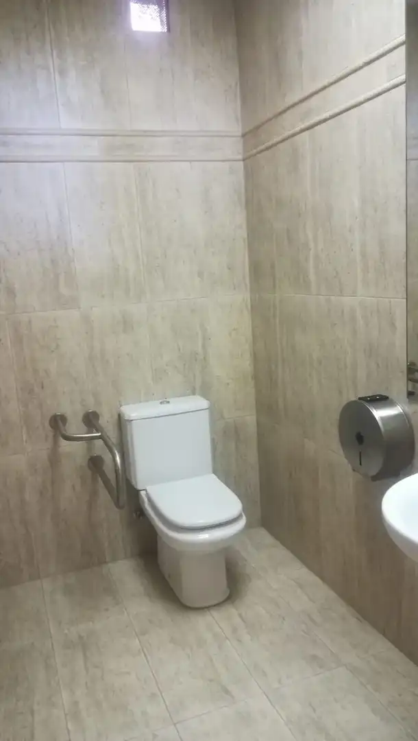 Business premises for sale in Avinguda de la Conca, imagen 7
