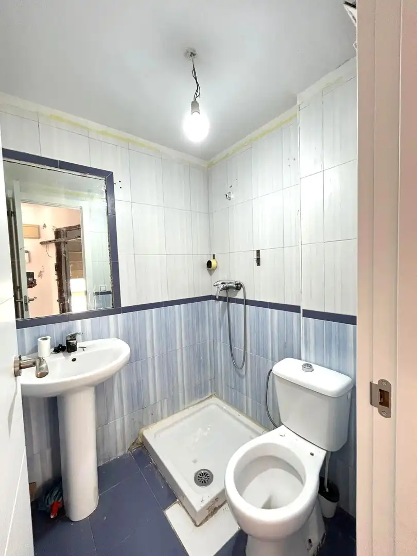 Bany de Casa o xalet en venda en Sevilla amb Aire condicionat i Balcó