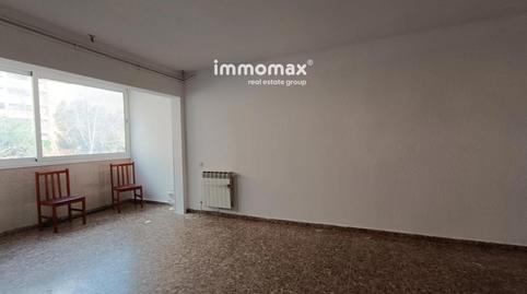 Foto 2 de Pis de lloguer a Sant Antonio Maria Claret, Montesa, Esplugues de Llobregat