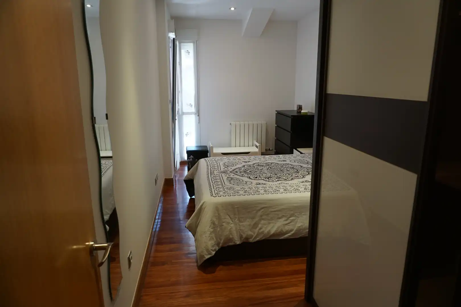 Habitación de Piso en venta en Basauri  con Calefacción, Amueblado y Horno