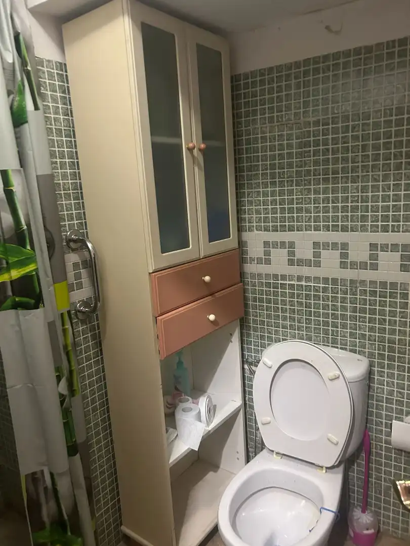Bany de Casa o xalet en venda en Jaén amb Terrassa, Moblat i Alarma