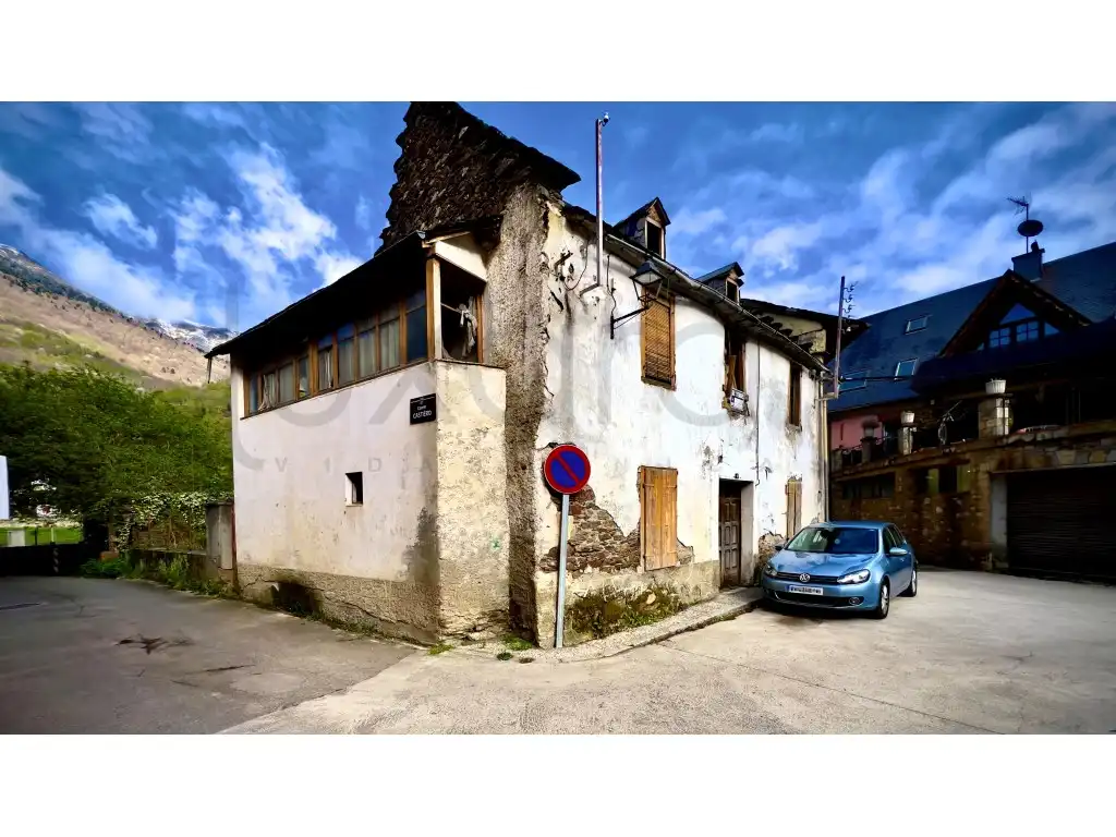 Vista exterior de Casa o chalet en venta en Les