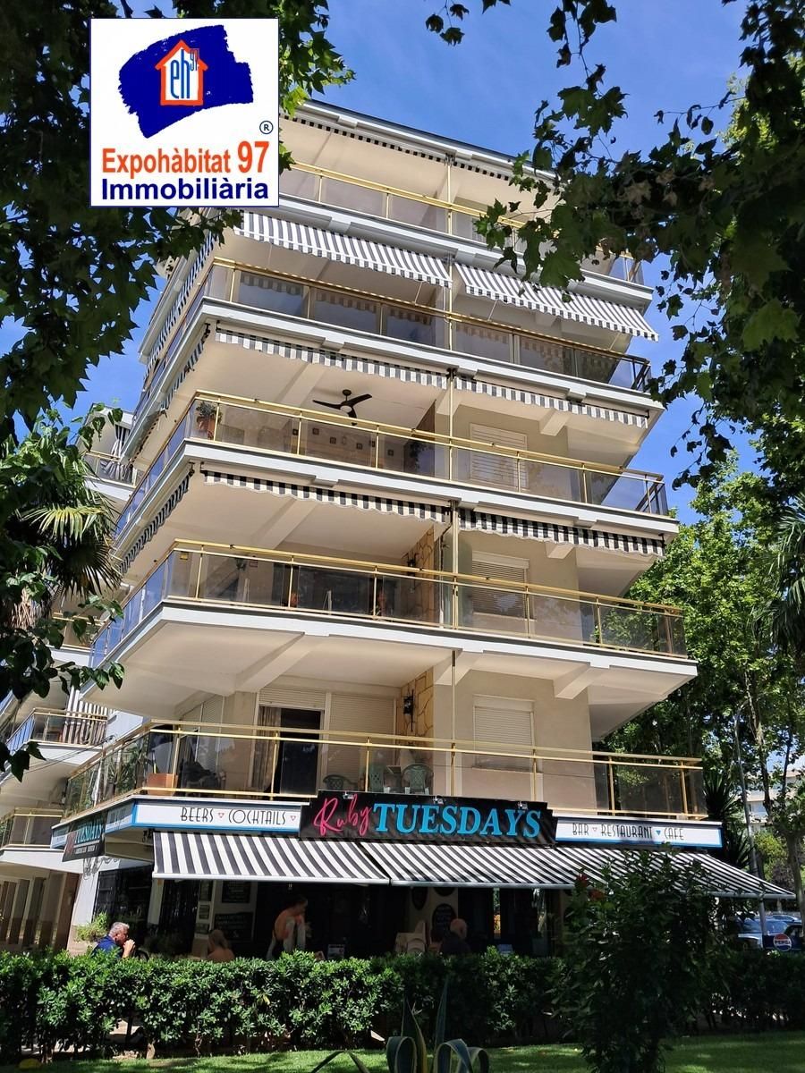 Vista exterior de Apartamento en venta en Salou con Aire acondicionado y Terraza