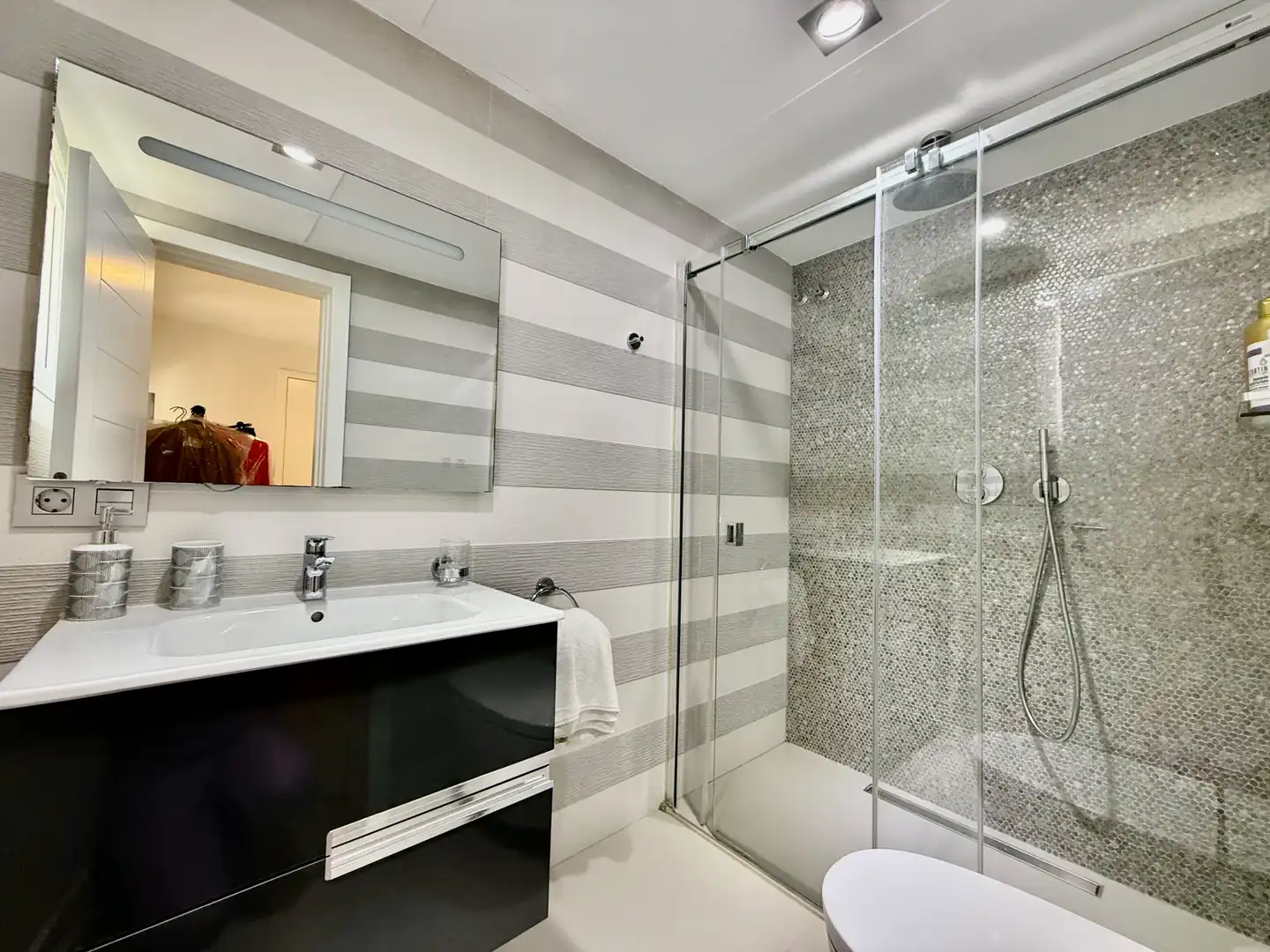 Baño de Casa adosada de alquiler en Marbella con Calefacción, Piscina y Amueblado