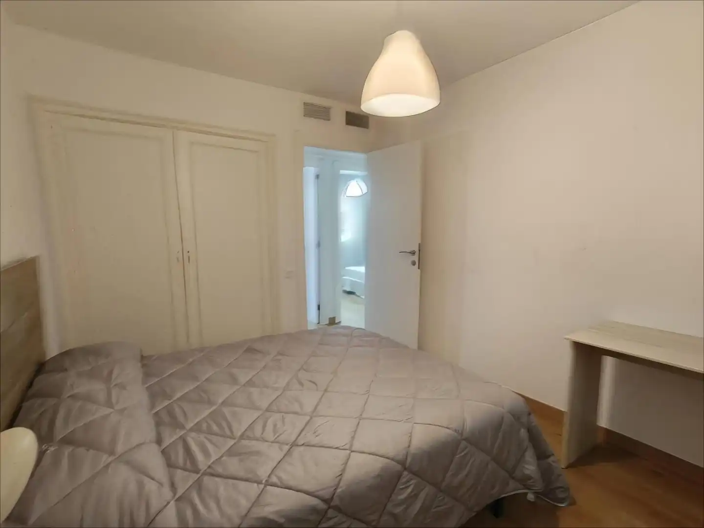 Schlafzimmer von Wohnung zur Miete in Zaragoza mit Heizung, Parkett und Terrasse