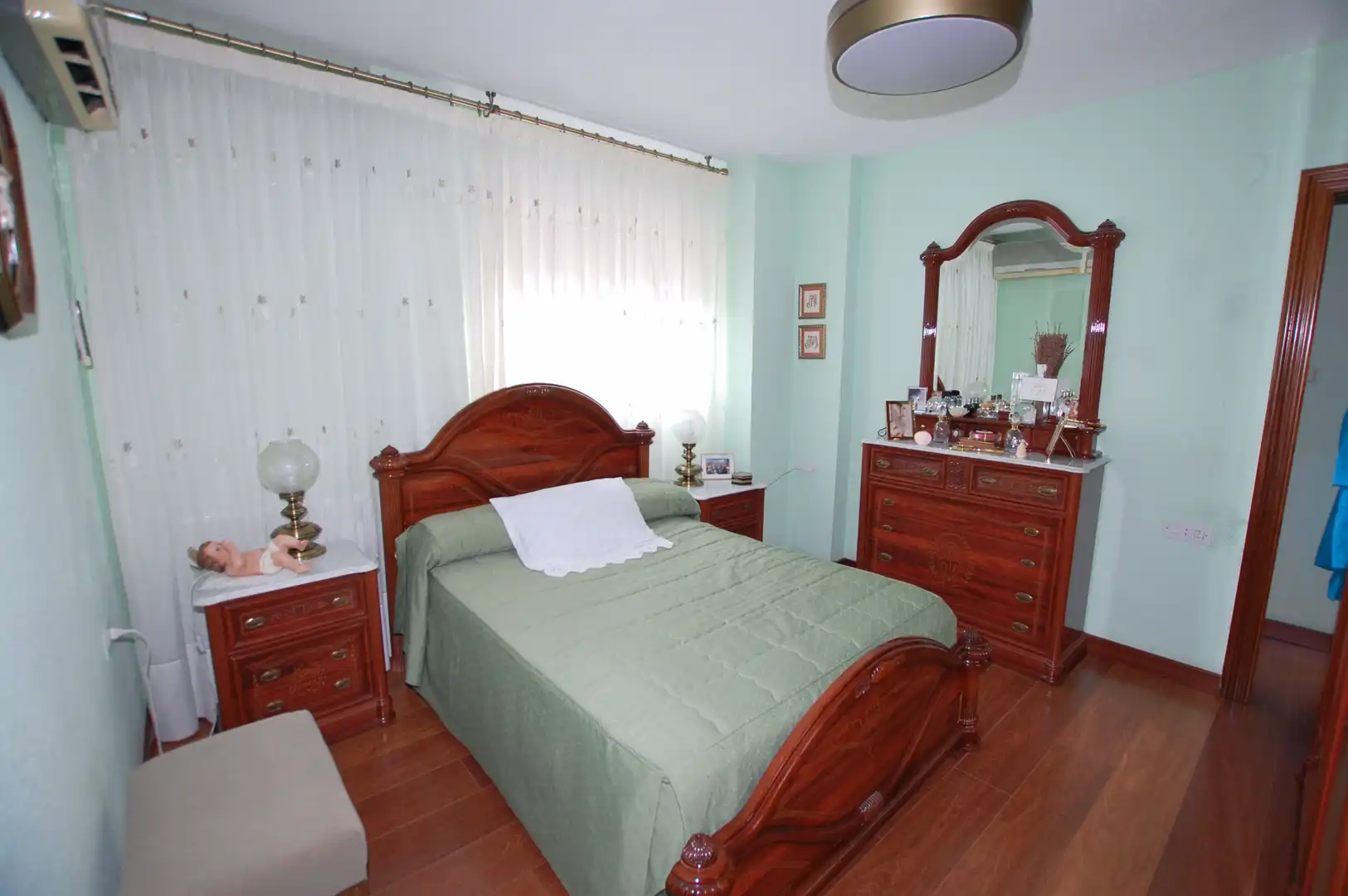 Habitación de Ático en venta en Granada