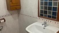 Bathroom of Flat to rent in Santa Pola  with Balcony