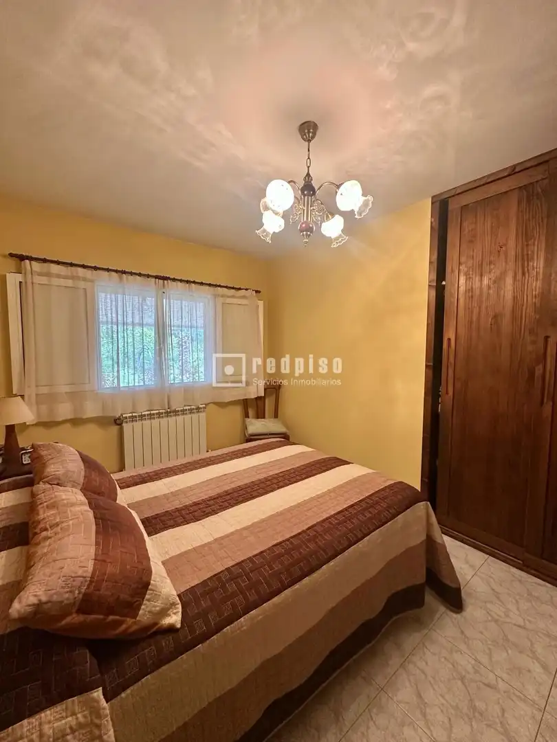 Dormitori de Casa o xalet en venda en Culleredo