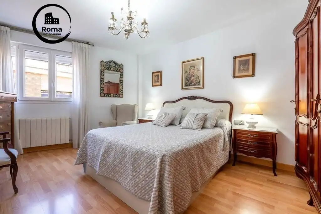 Bedroom of Attic for sale in Granada  with Air Conditioner and Terrace