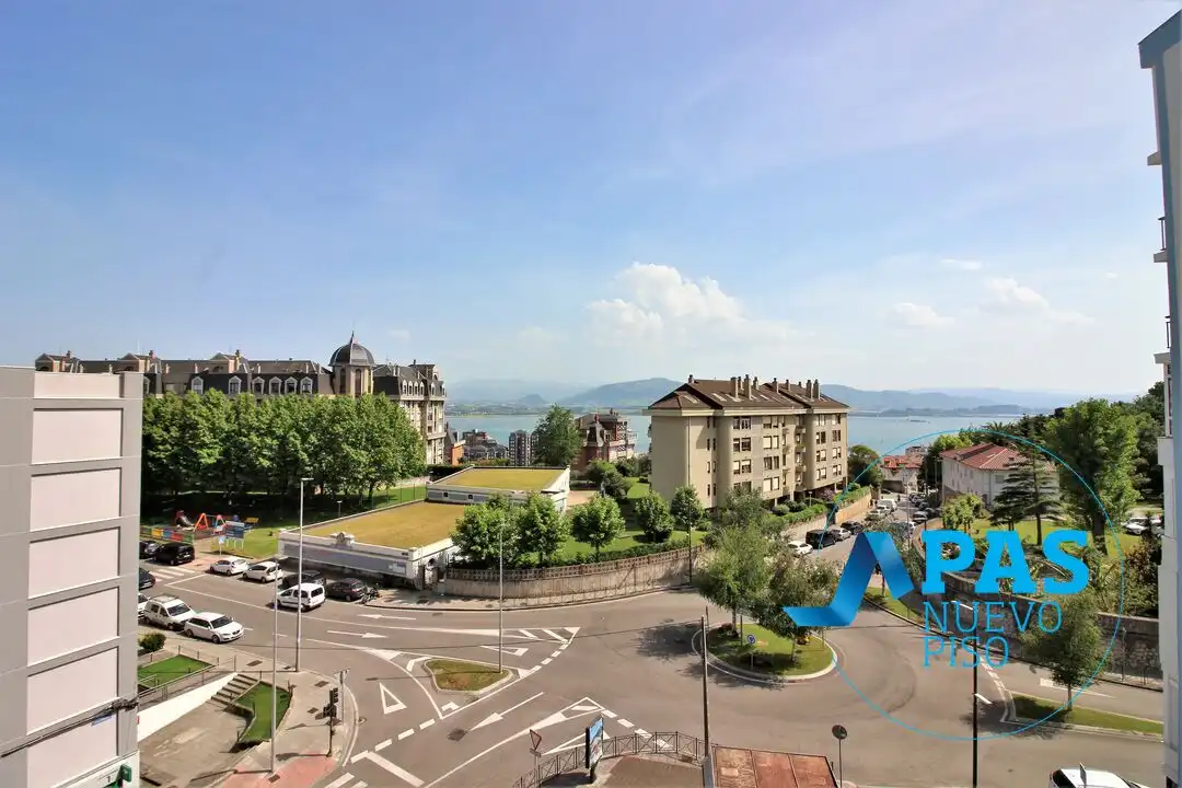 Vista exterior de Piso en venta en Santander con Calefacción