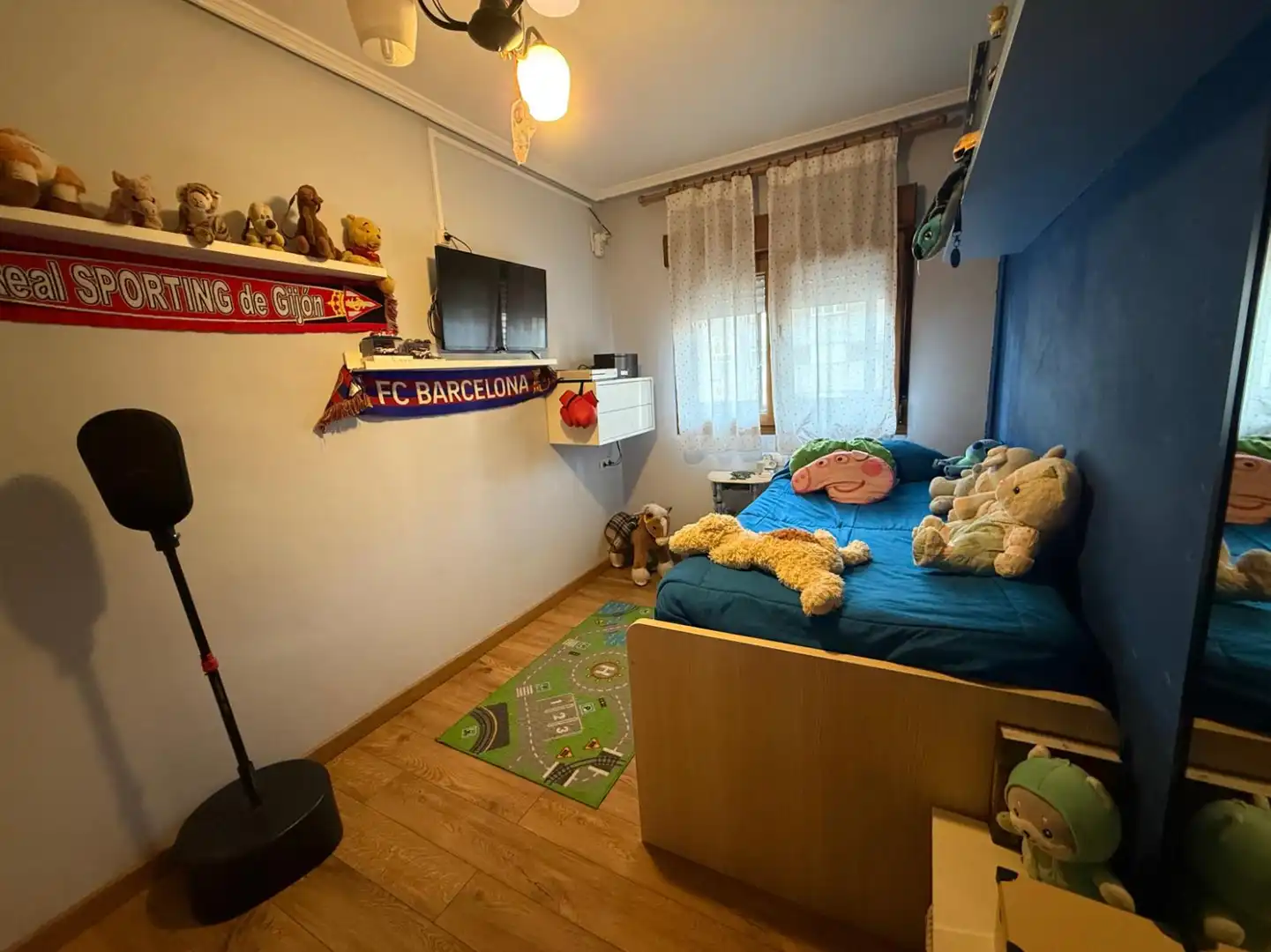 Schlafzimmer von Wohnung zum Verkauf in Castrillón mit Heizung, Privatgarten und Terrasse
