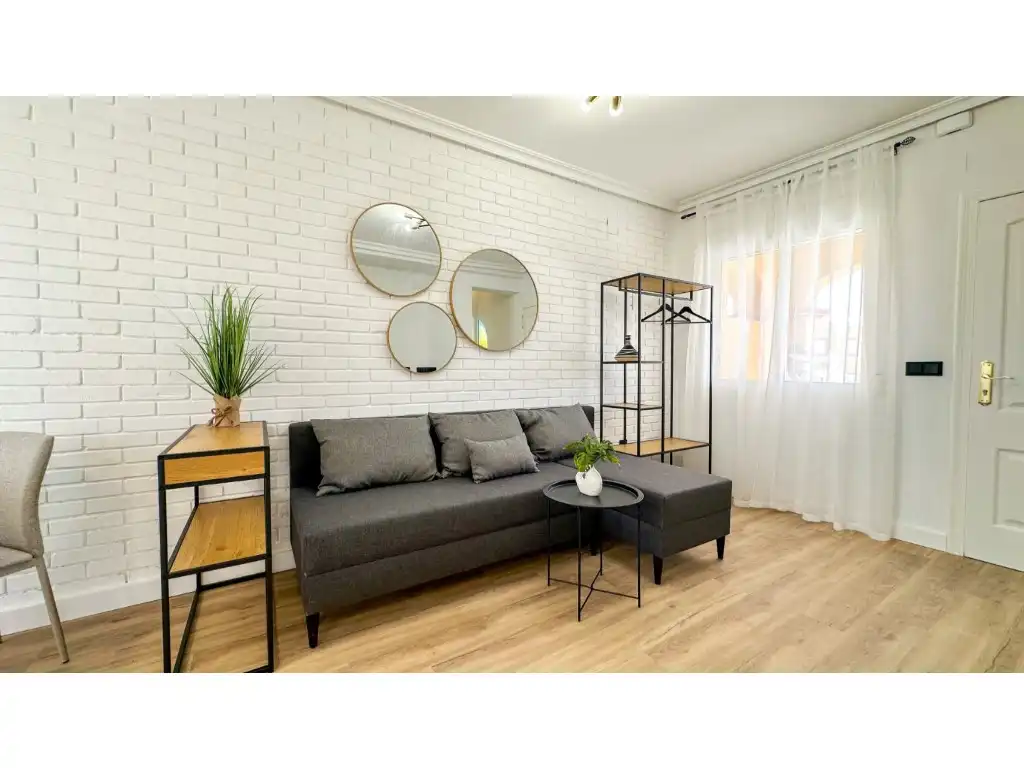 Terraced house with terrace for sale in Calle Ortosa, imagen 5