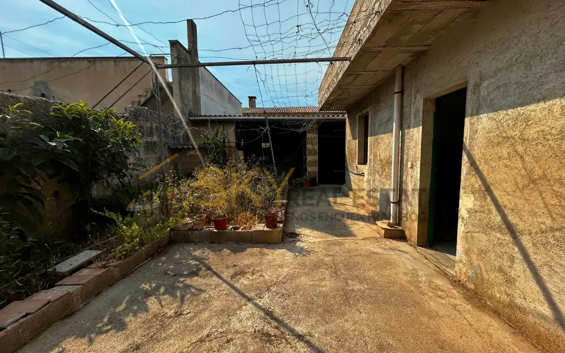 Vista exterior de Casa o xalet en venda en Ariany amb Jardí privat, Terrassa i Traster
