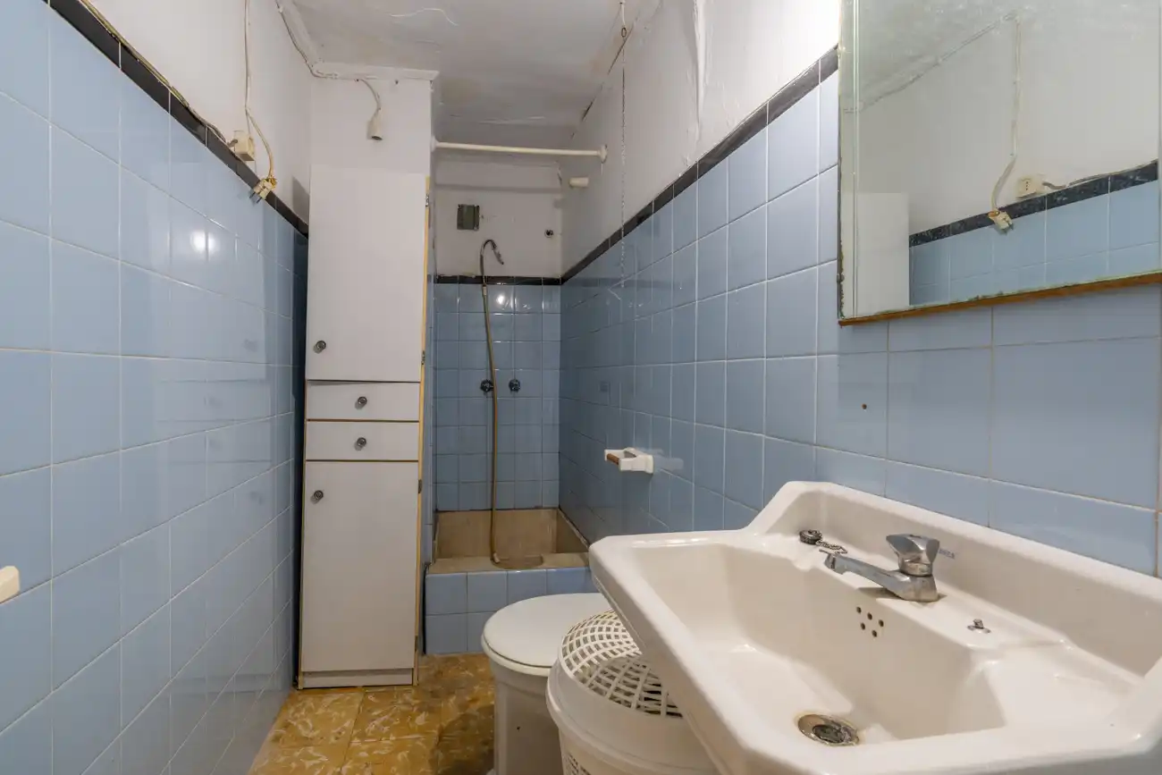Bany de Casa o xalet en venda en La Sénia amb Terrassa, Moblat i Balcó