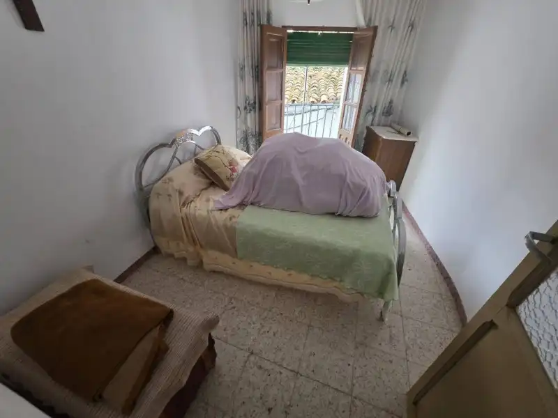 Dormitori de Casa o xalet en venda en Serradilla amb Aire condicionat, Jardí privat i Balcó