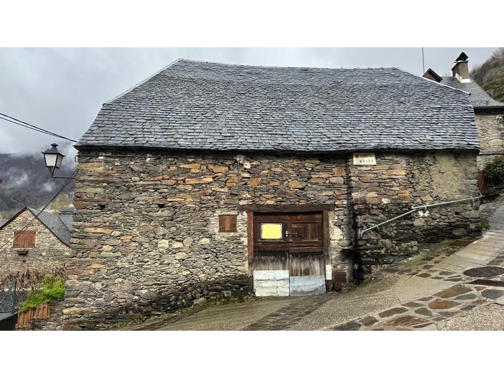 Exterior view of Country house for sale in Bausen