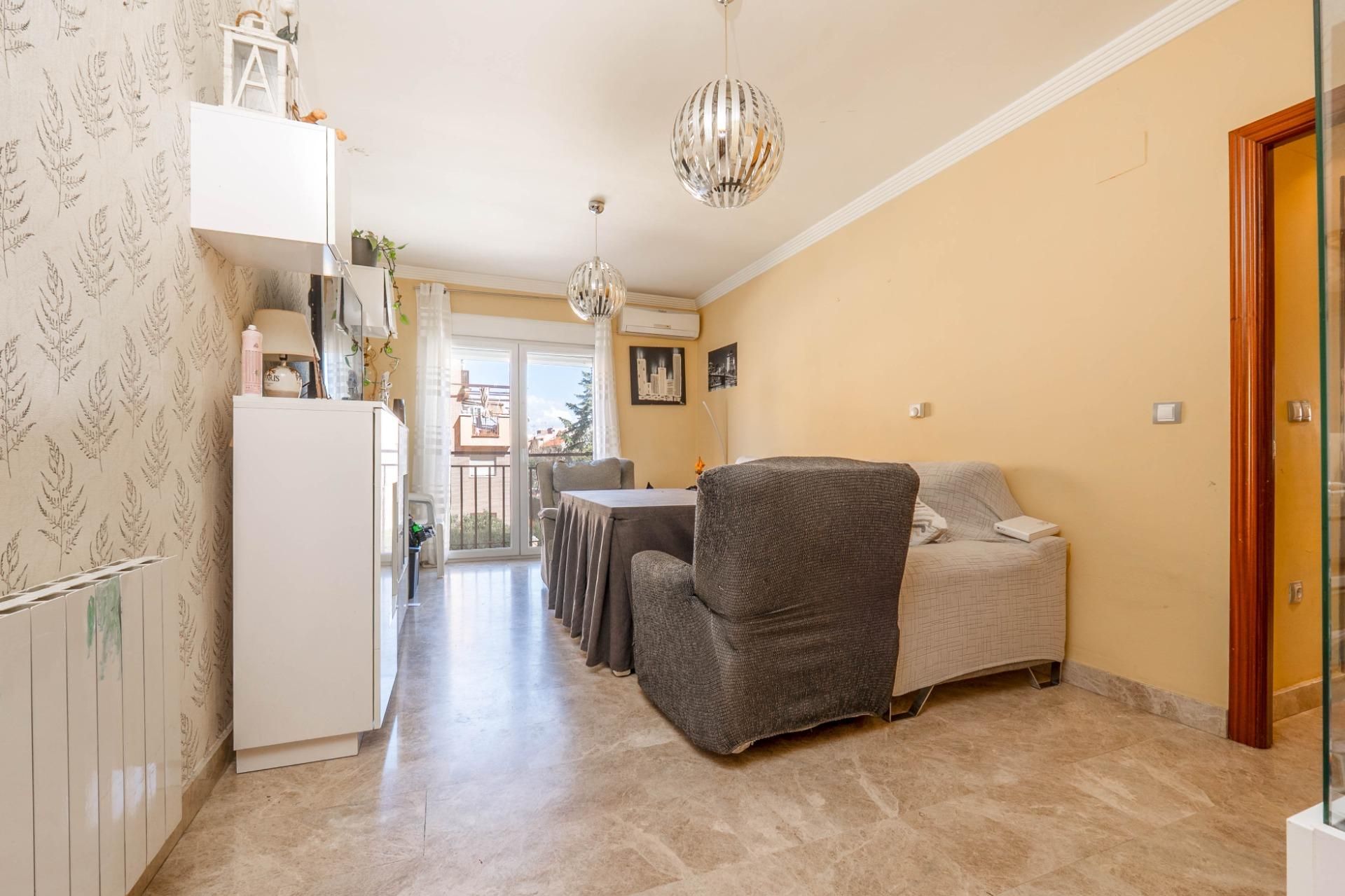 Bedroom of Flat for sale in  Granada Capital  with Air Conditioner, Heating and Terrace