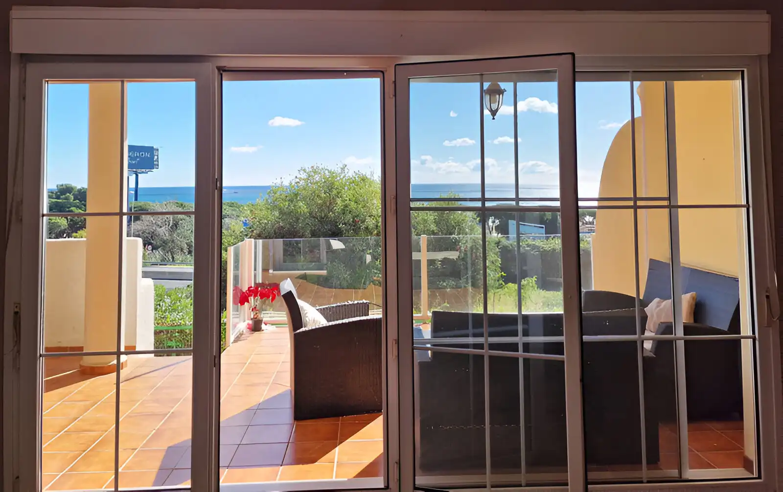 Jardí de Planta baixa en venda en Marbella amb Aire condicionat, Terrassa i Piscina
