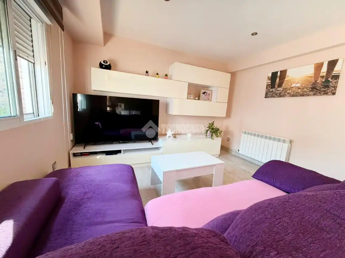 Wohnzimmer von Wohnung zum Verkauf in Zaragoza mit Klimaanlage, Heizung und Parkett