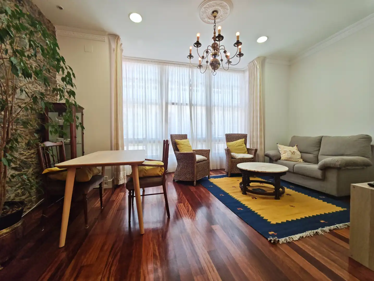 Sala de estar de Piso de alquiler en Ferrol con Calefacción, Parquet y Terraza