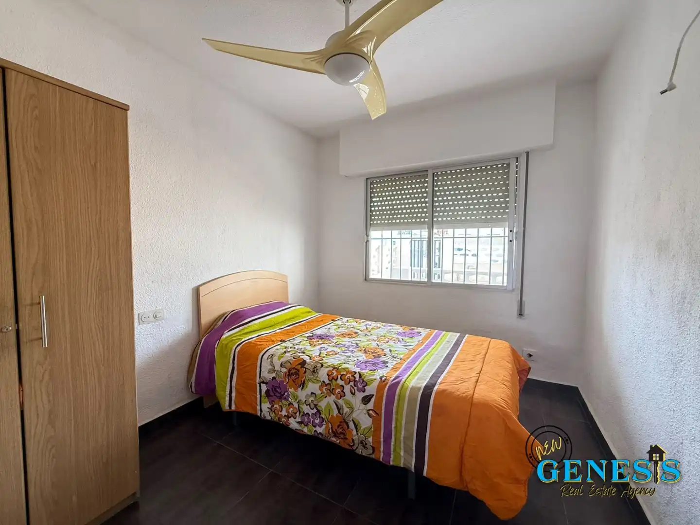 Casa adosada en venta en Avenida de la Luz, 18, Lomas de Cabo Roig - Los Dolses