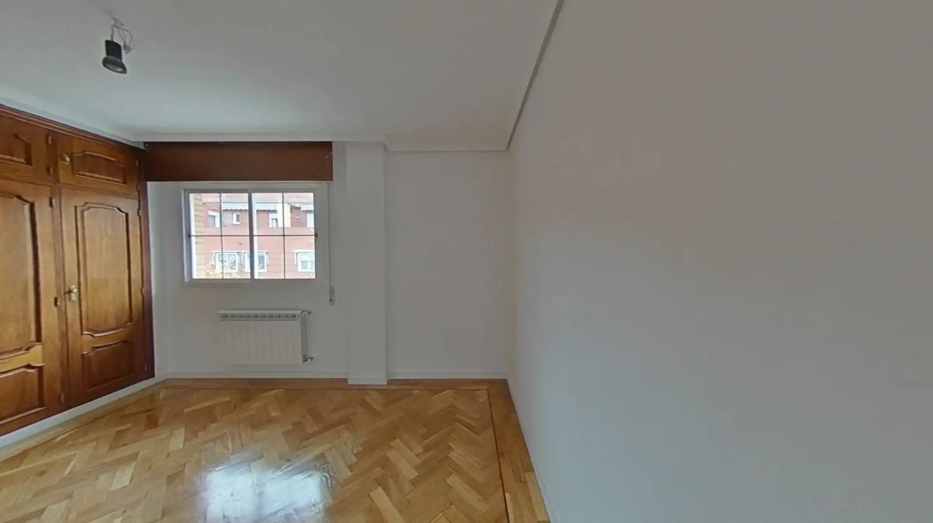 Habitación de Dúplex en venta en San Sebastián de los Reyes con Calefacción, Terraza y Trastero