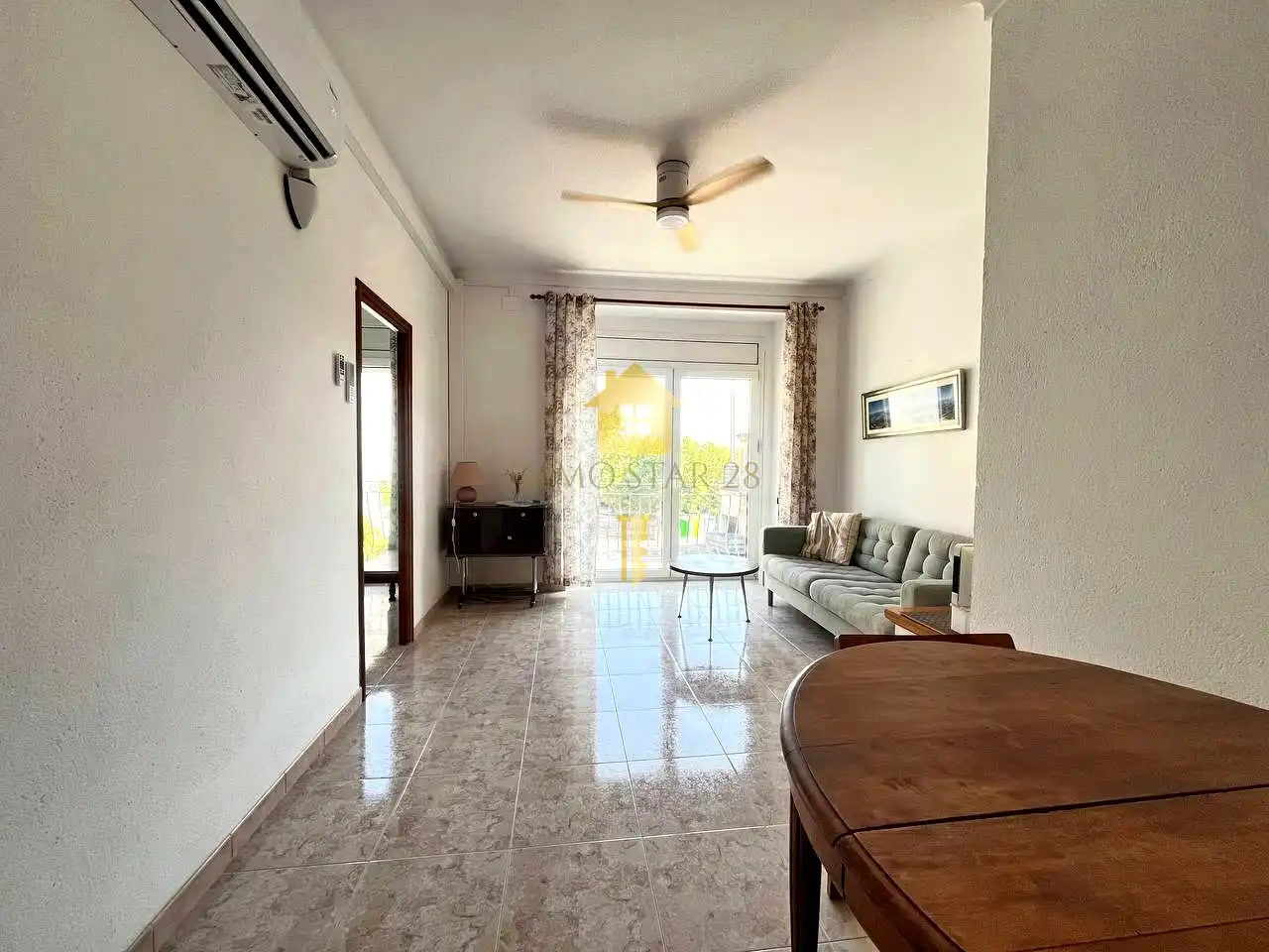 Wohnung zur Miete in calle Nou, Palau-saverdera