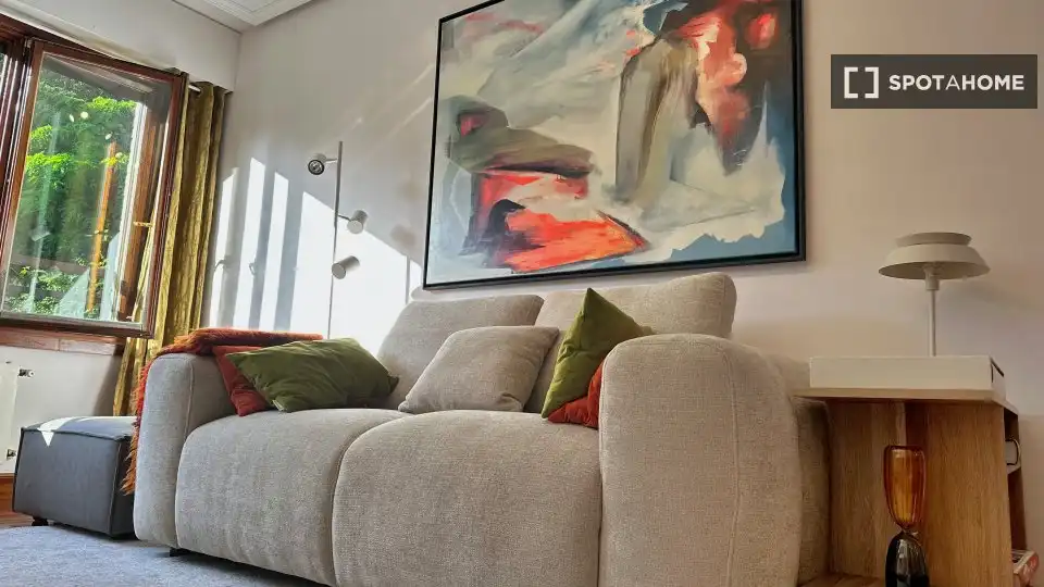 Sala de estar de Apartamento para compartir en Bilbao  con Aire acondicionado, Terraza y Amueblado