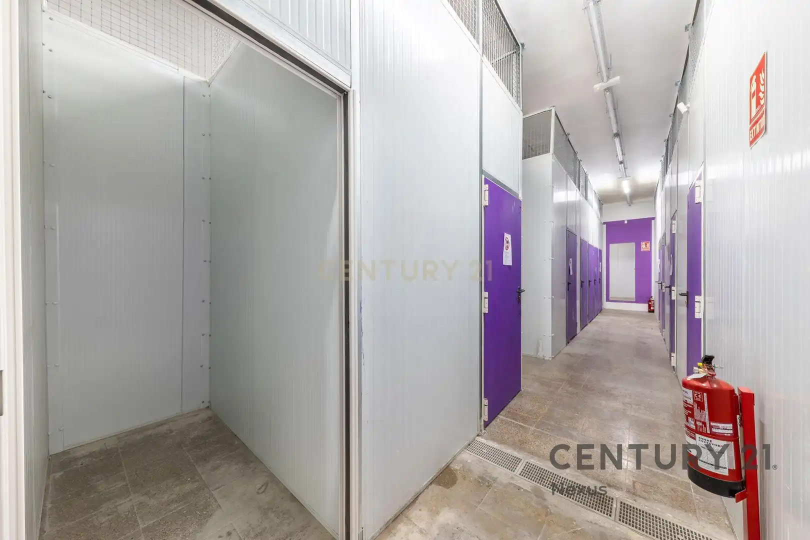 Traster en venda a Carrer Sant Jaume, 24, Ripollet, Spain, 24, Zona Industrial