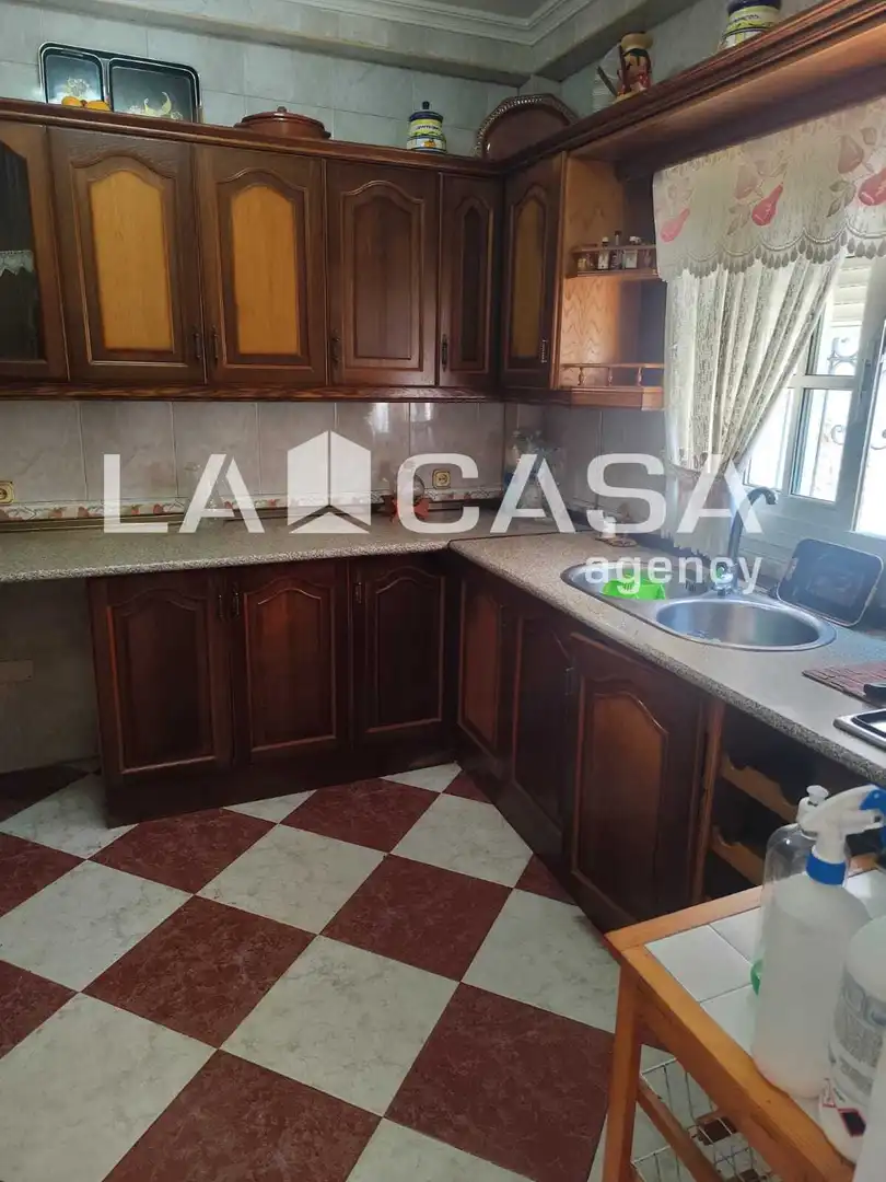 Kitchen of Houses for sale in Algeciras